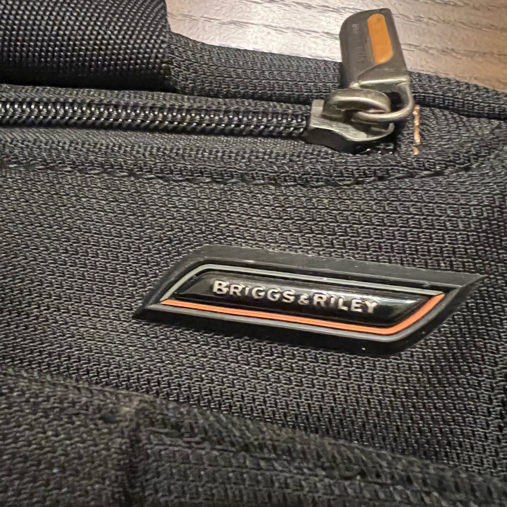 Briggs and Riley Verb Verb Max Slim Briefcase - Picture 3 of 9